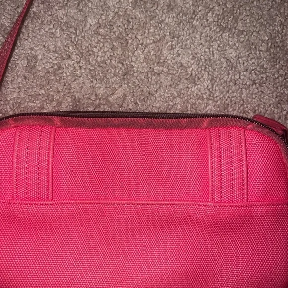 Chic Lug Pink Crossbody Bag - Picture 4 of 6